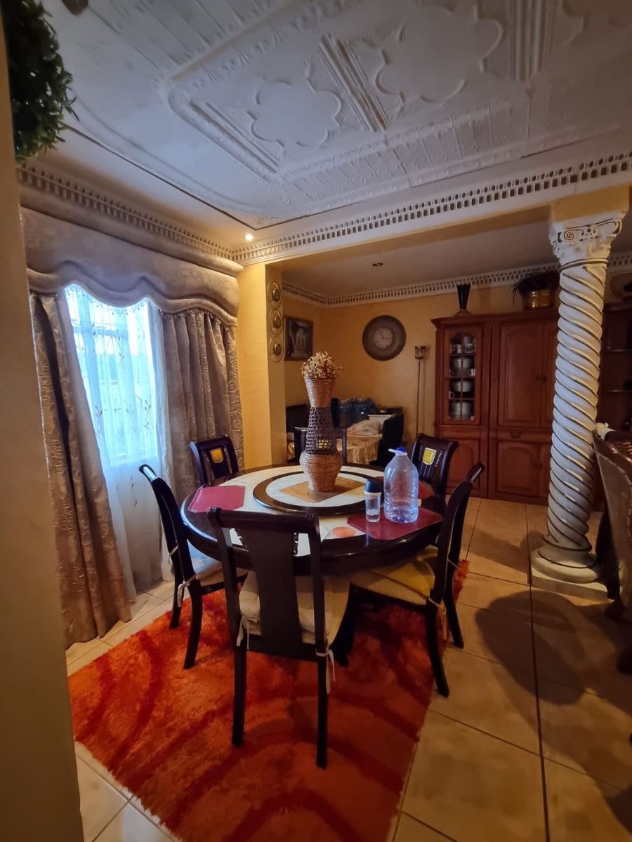3 Bedroom Property for Sale in Kwa Nobuhle Eastern Cape